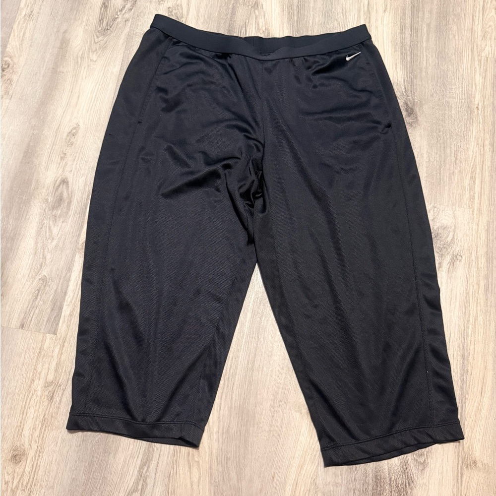 Nike Dri-FIT Cropped Pants